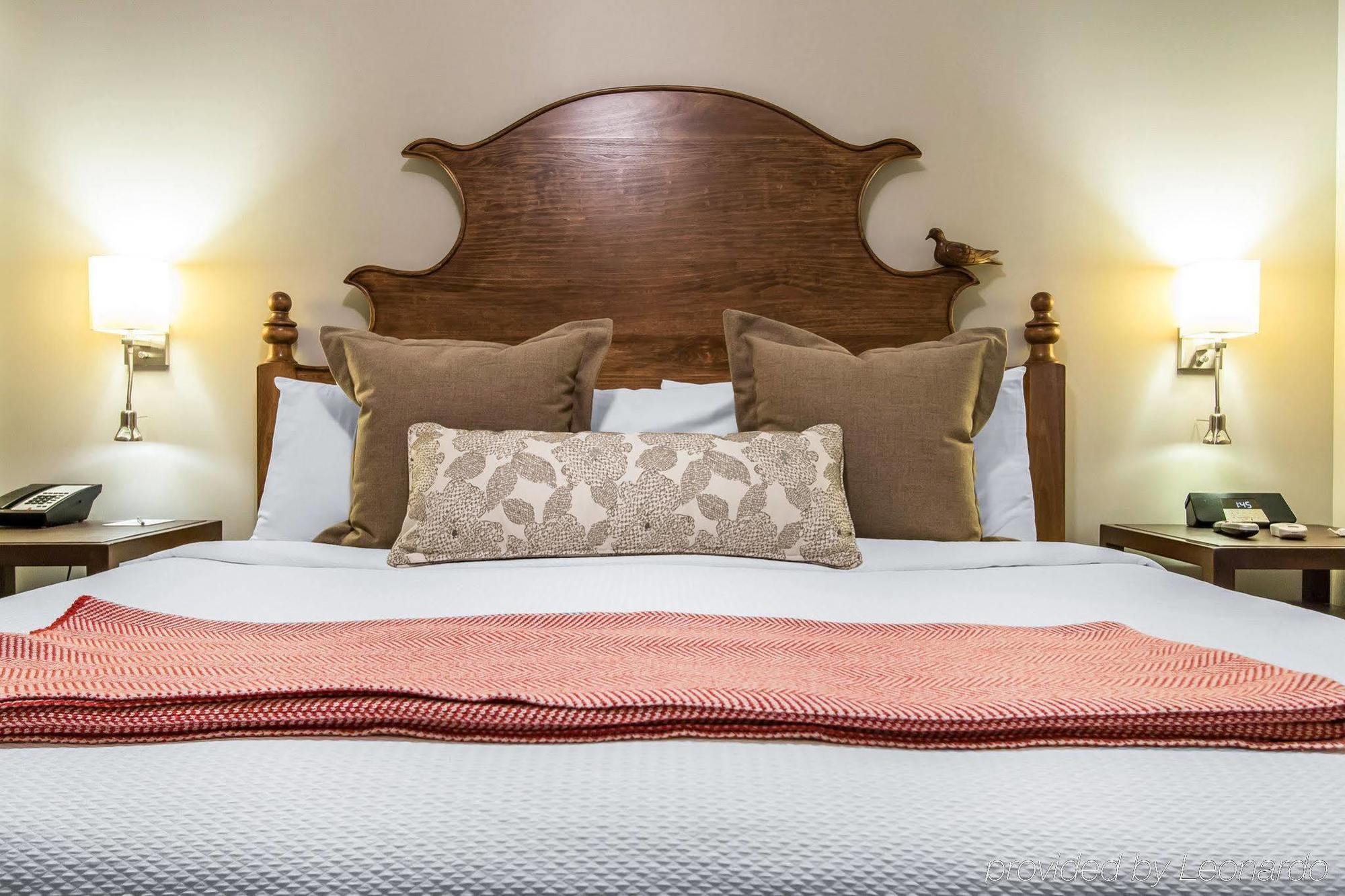 Bluegreen Vacations Homes At Ellis Square, Ascend 3*