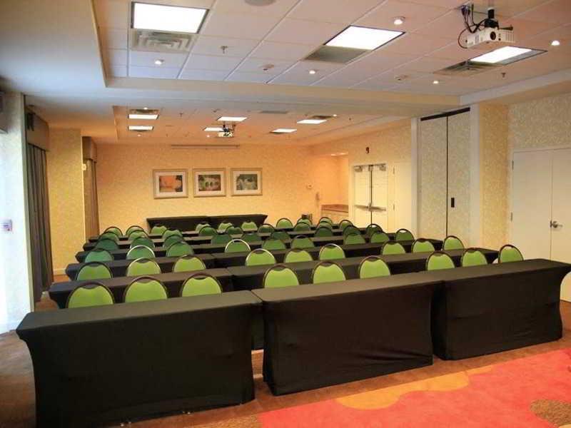 Hilton Garden Airport Hotel Savannah