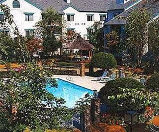 Clarion & Hotel