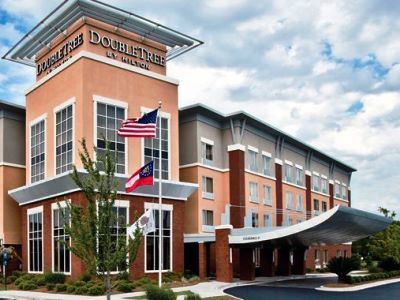 Hotel Doubletree By Hilton Airport 4*