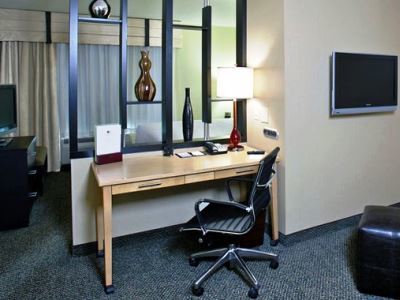 Hotel Doubletree By Hilton Airport