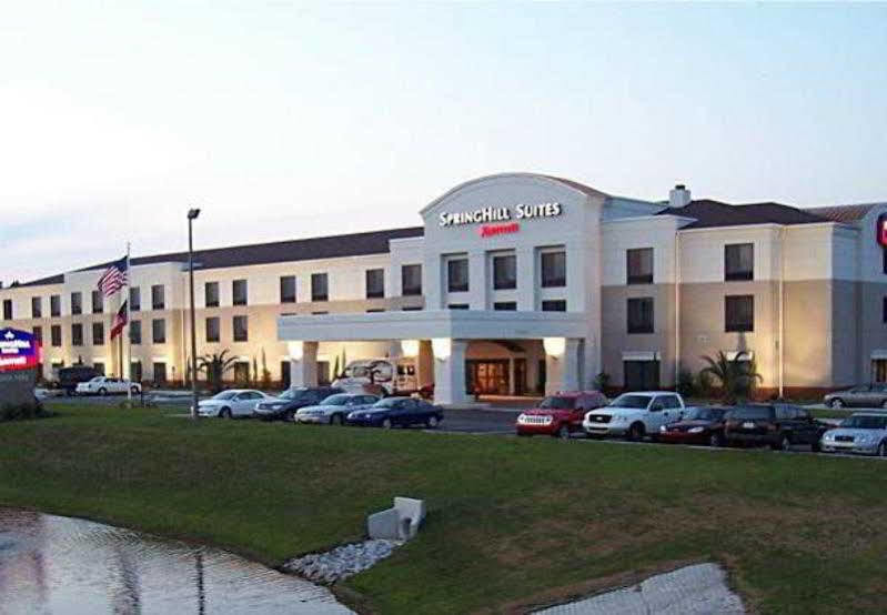 Springhill Airport 3*
