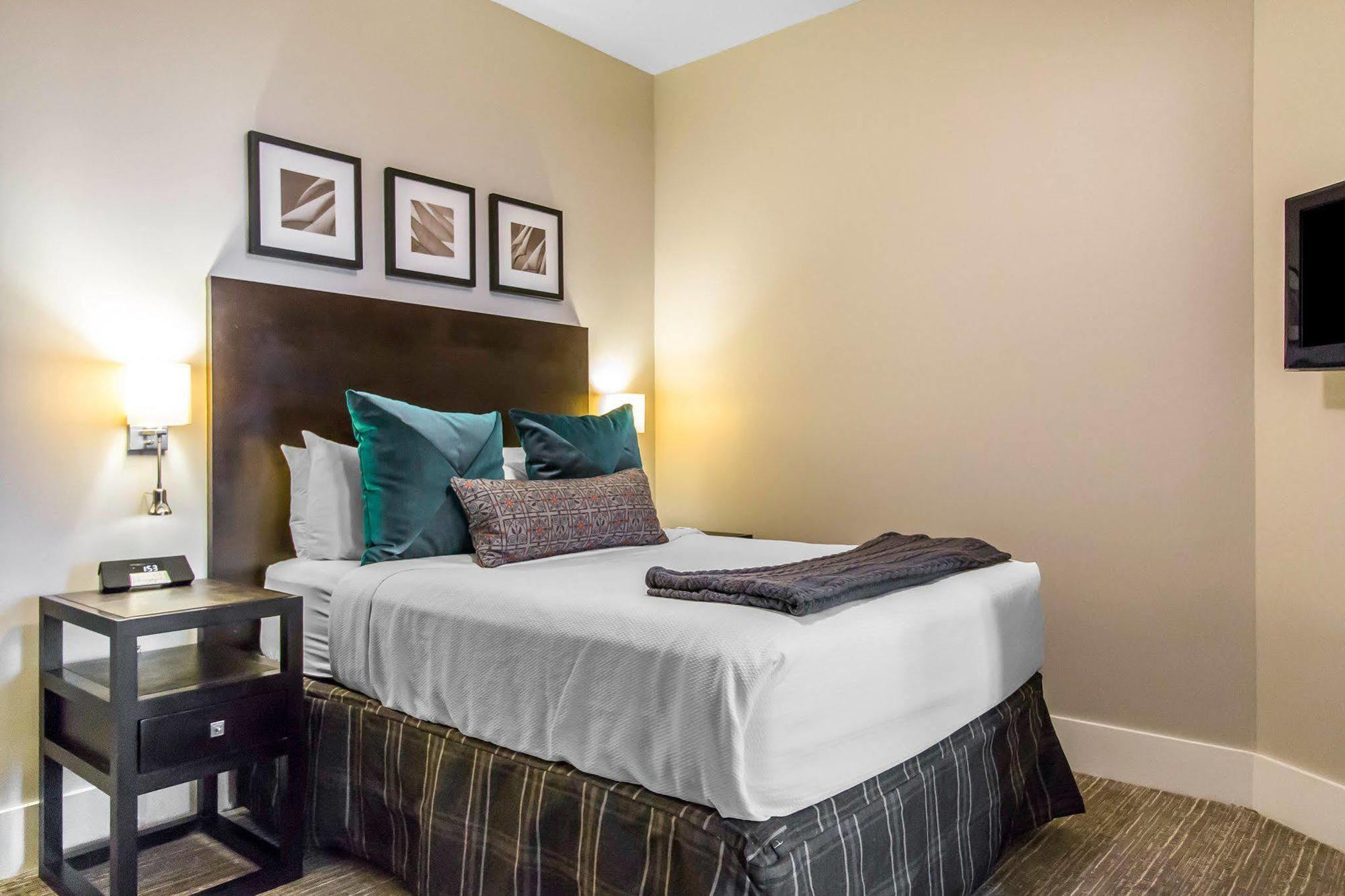 Bluegreen Vacations Homes At Ellis Square, Ascend Aparthotel
