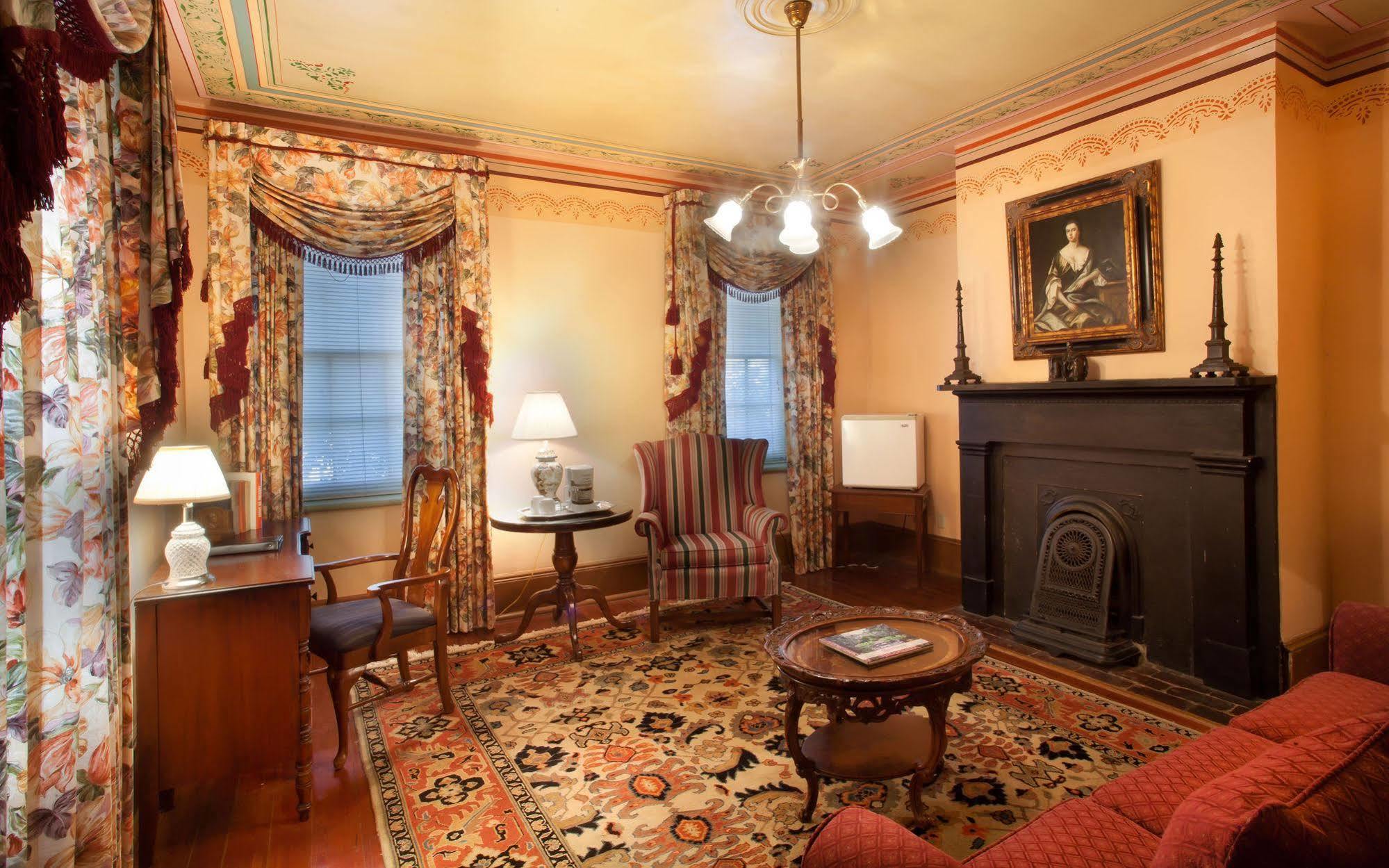 17 Hundred 90 And Restaurant 3* Savannah