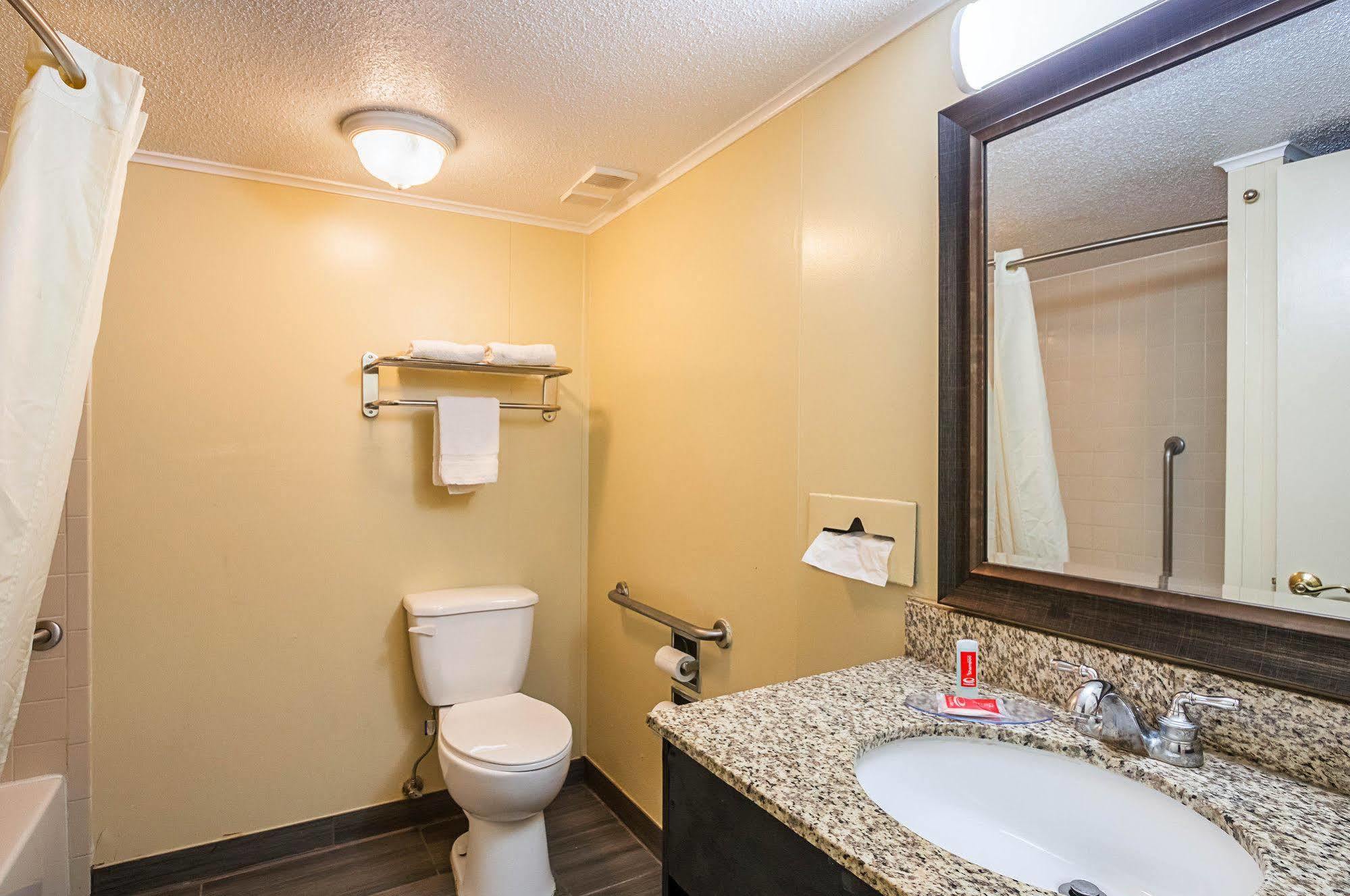 Econo Lodge