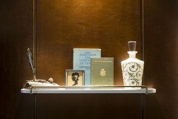 Perry Lane Hotel, A Luxury Collection Hotel, Hotel 5*
