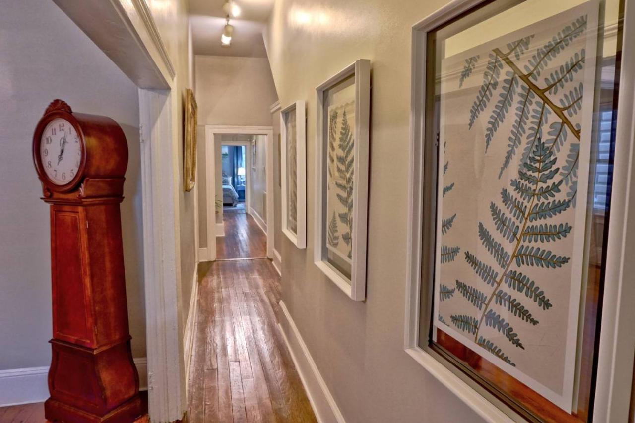 Bed & Breakfast Beautiful 6 Bed, 5 Bath Historic Savannah