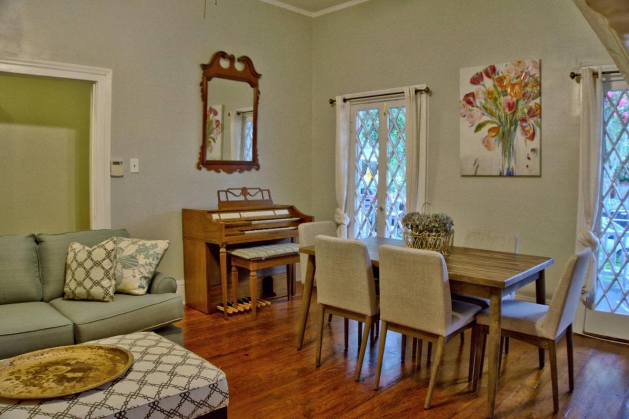 Beautiful 6 Bed, 5 Bath Historic *