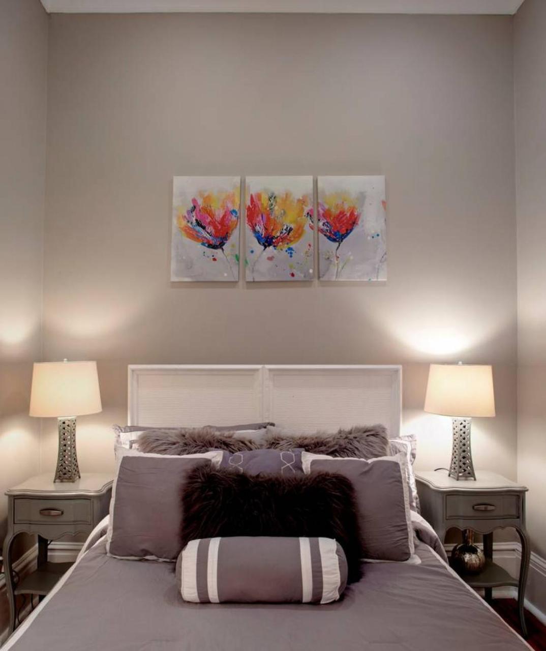 201 York #2 - Newly Renovated Parkside Apt!