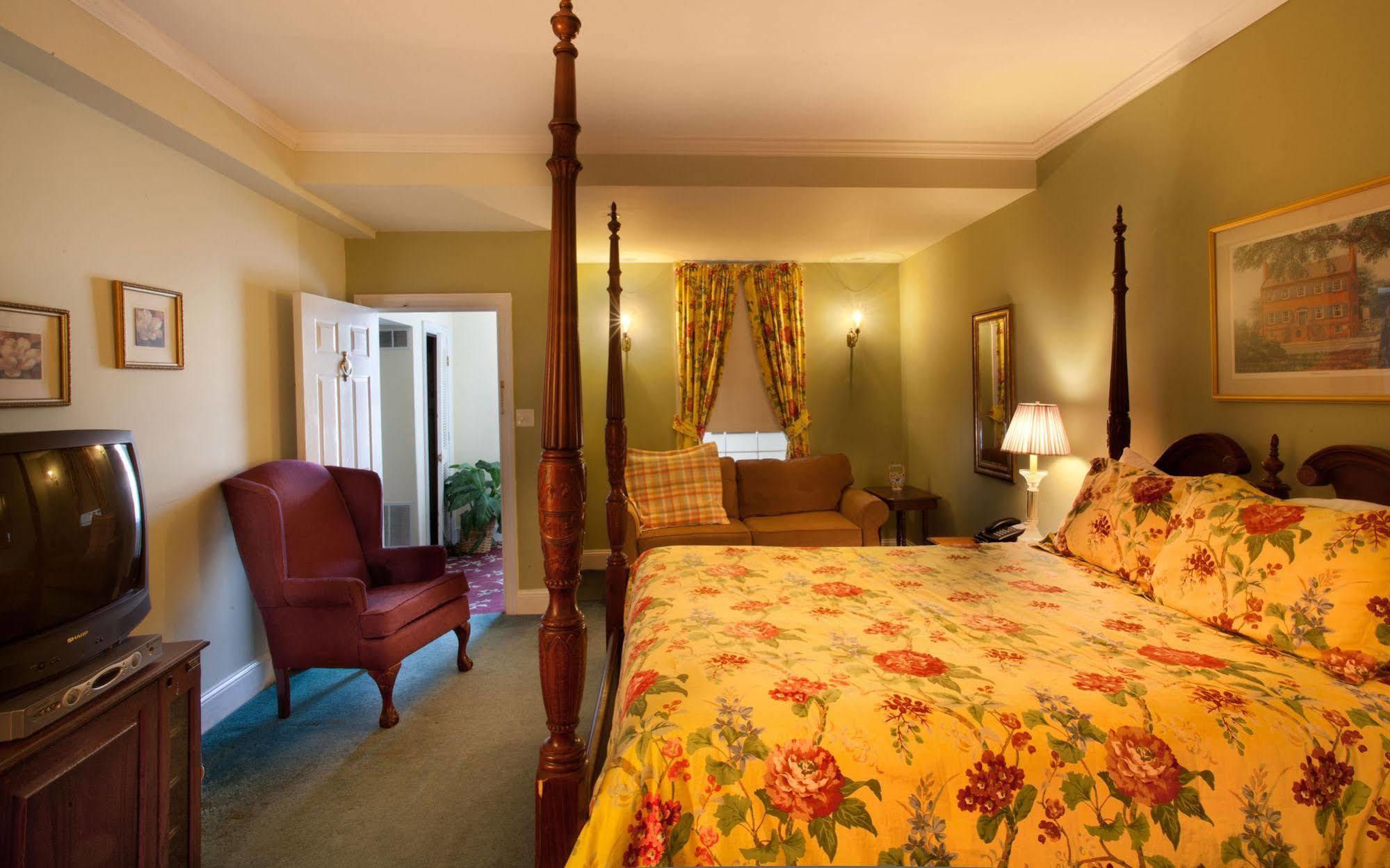17 Hundred 90 And Restaurant 3* Savannah