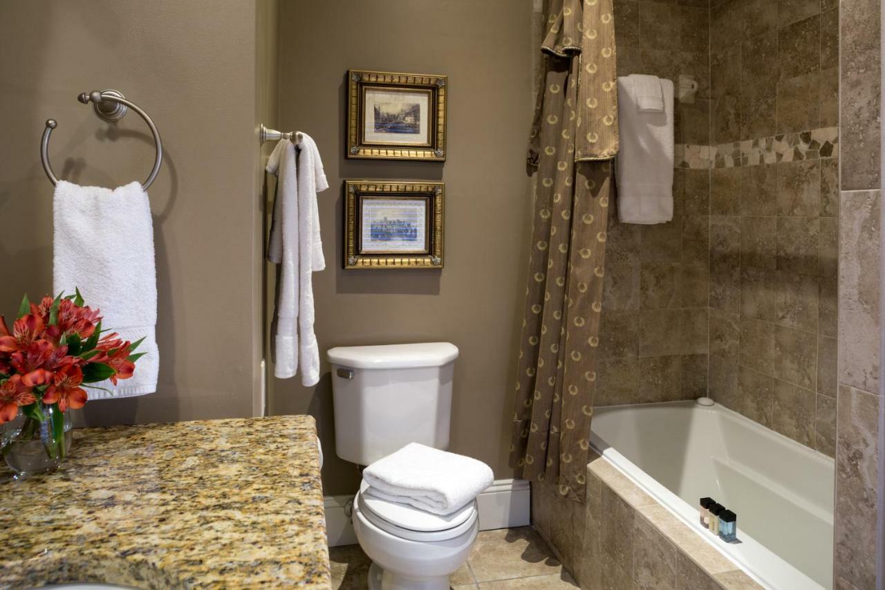 The On West Liberty Bed & Breakfast Savannah