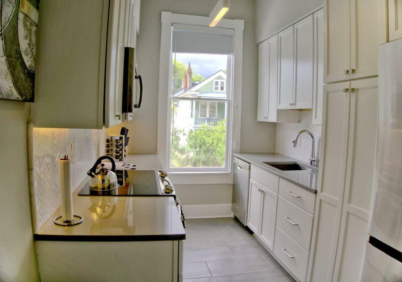 Beautiful Brick 2 Bedroom Apartment Savannah