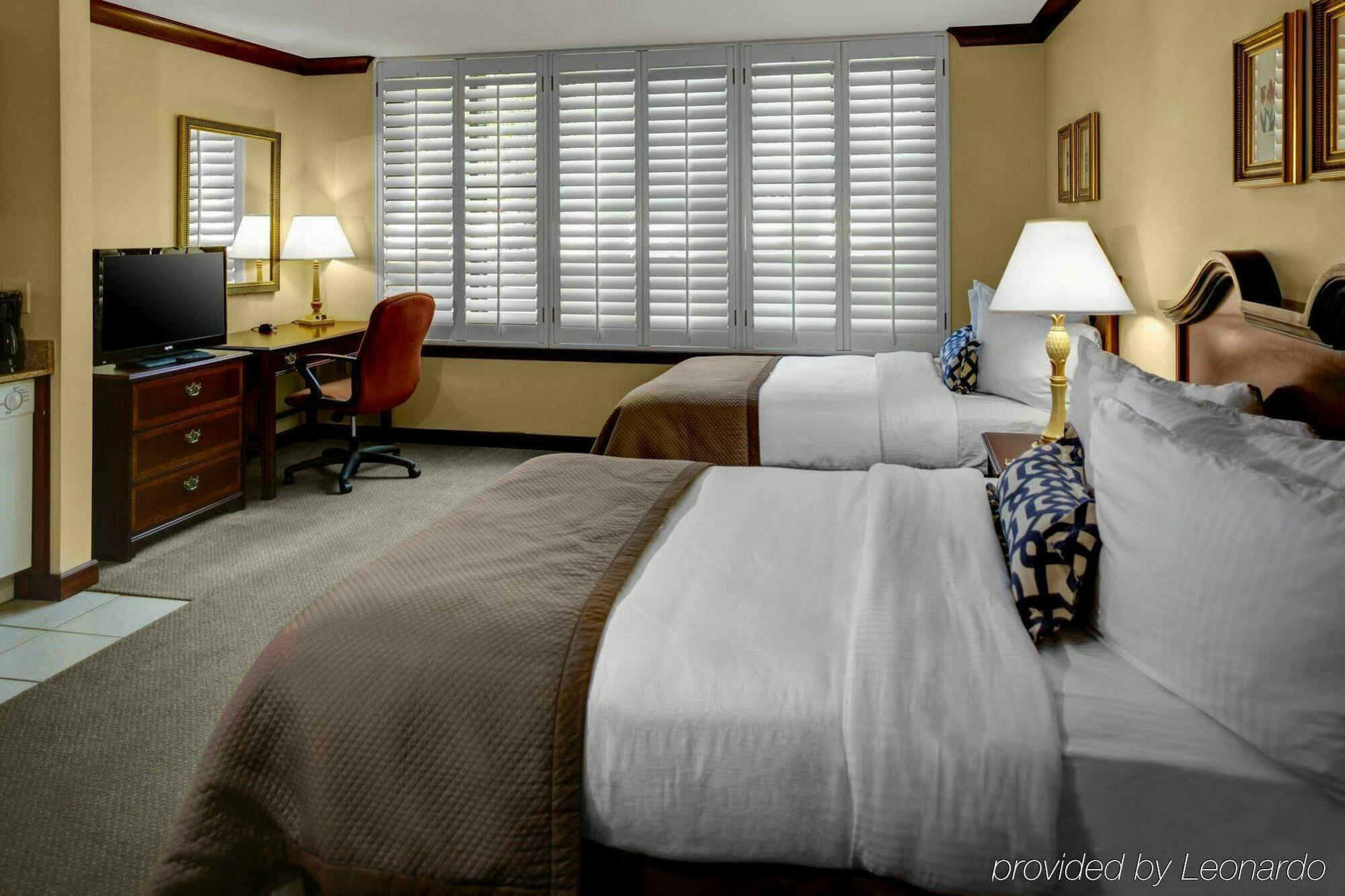 Staybridge Historic District By Ihg Hotel 3*