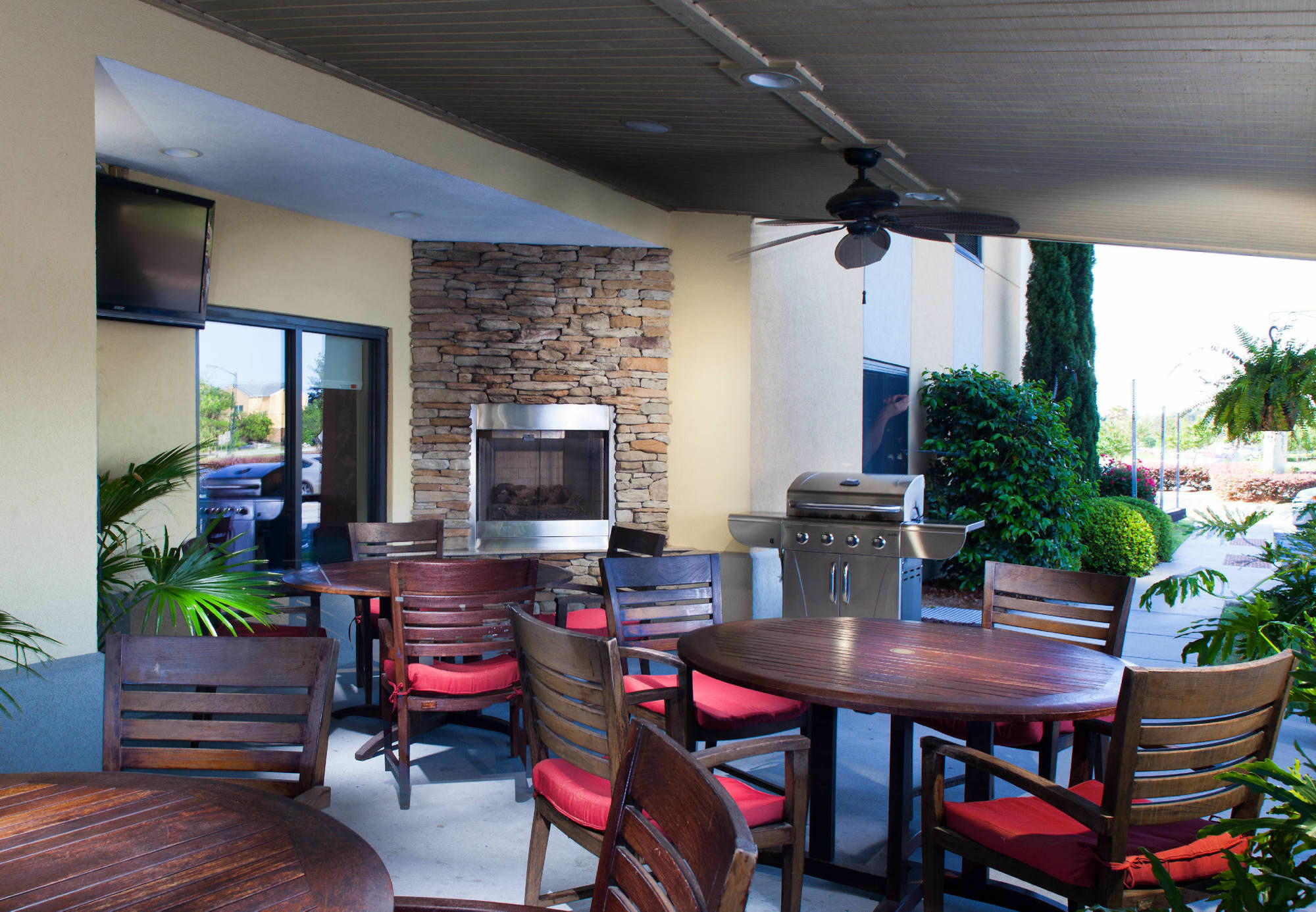 Hotel Towneplace By Marriott Airport 3*