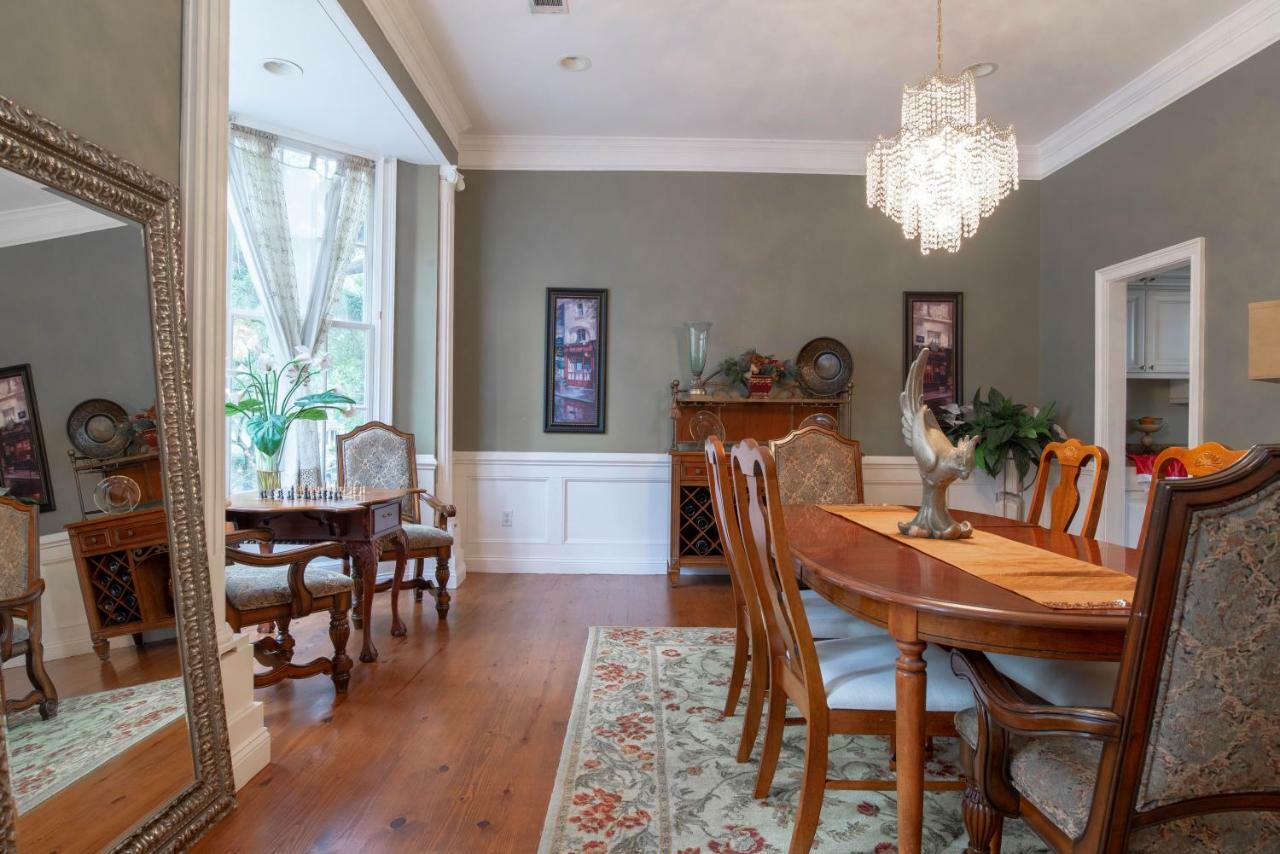 Holiday home Half Mil $$ Less Than A Savannah