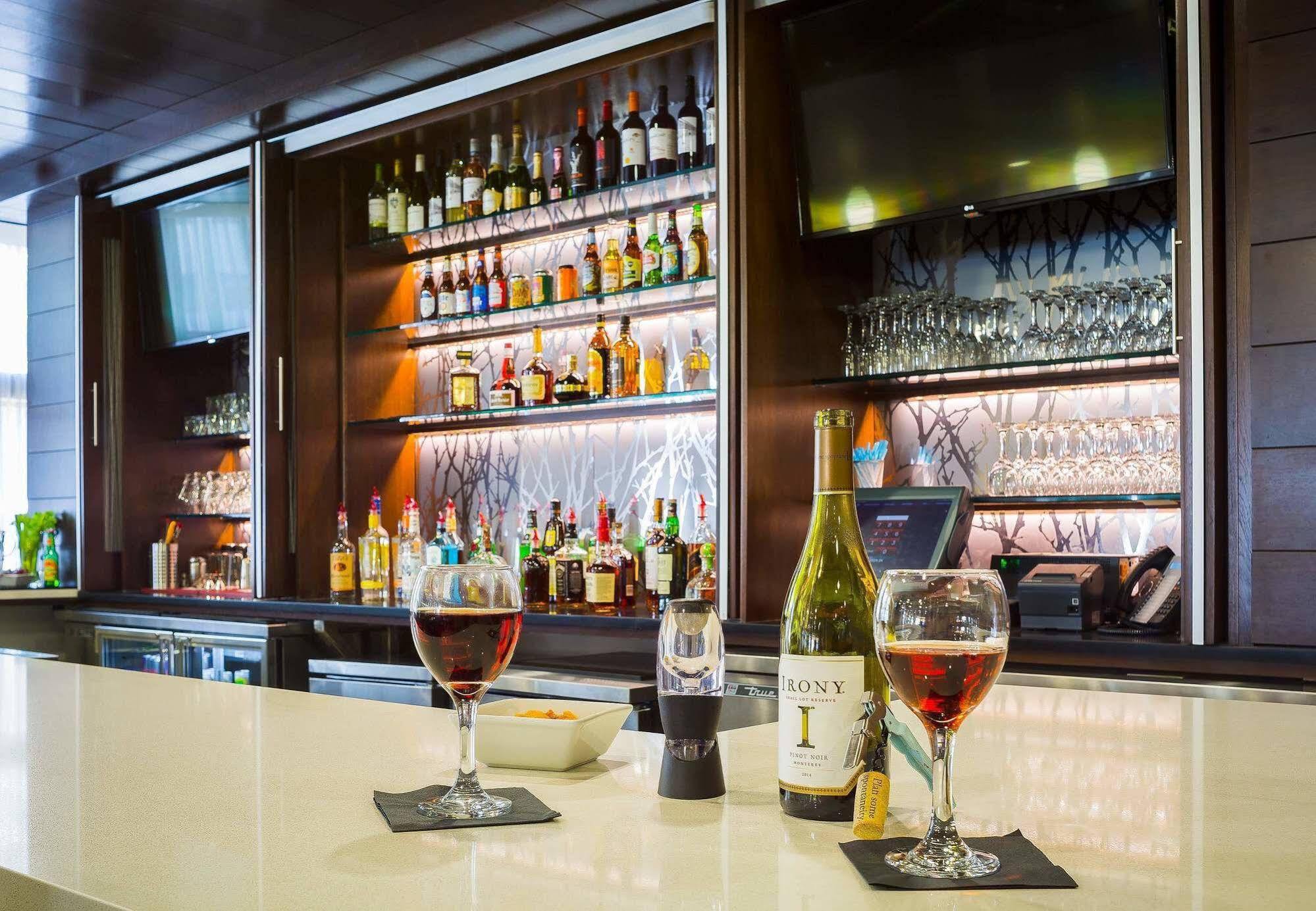 Fairfield & By Marriott Downtown Historic District 3*