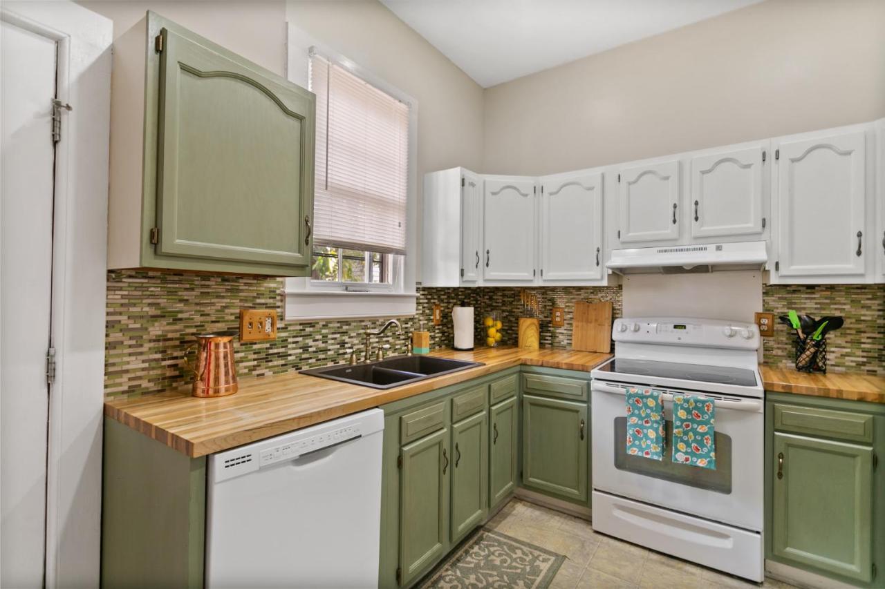 Magic 3-bedroom Townhouse On Forsyth Holiday home
