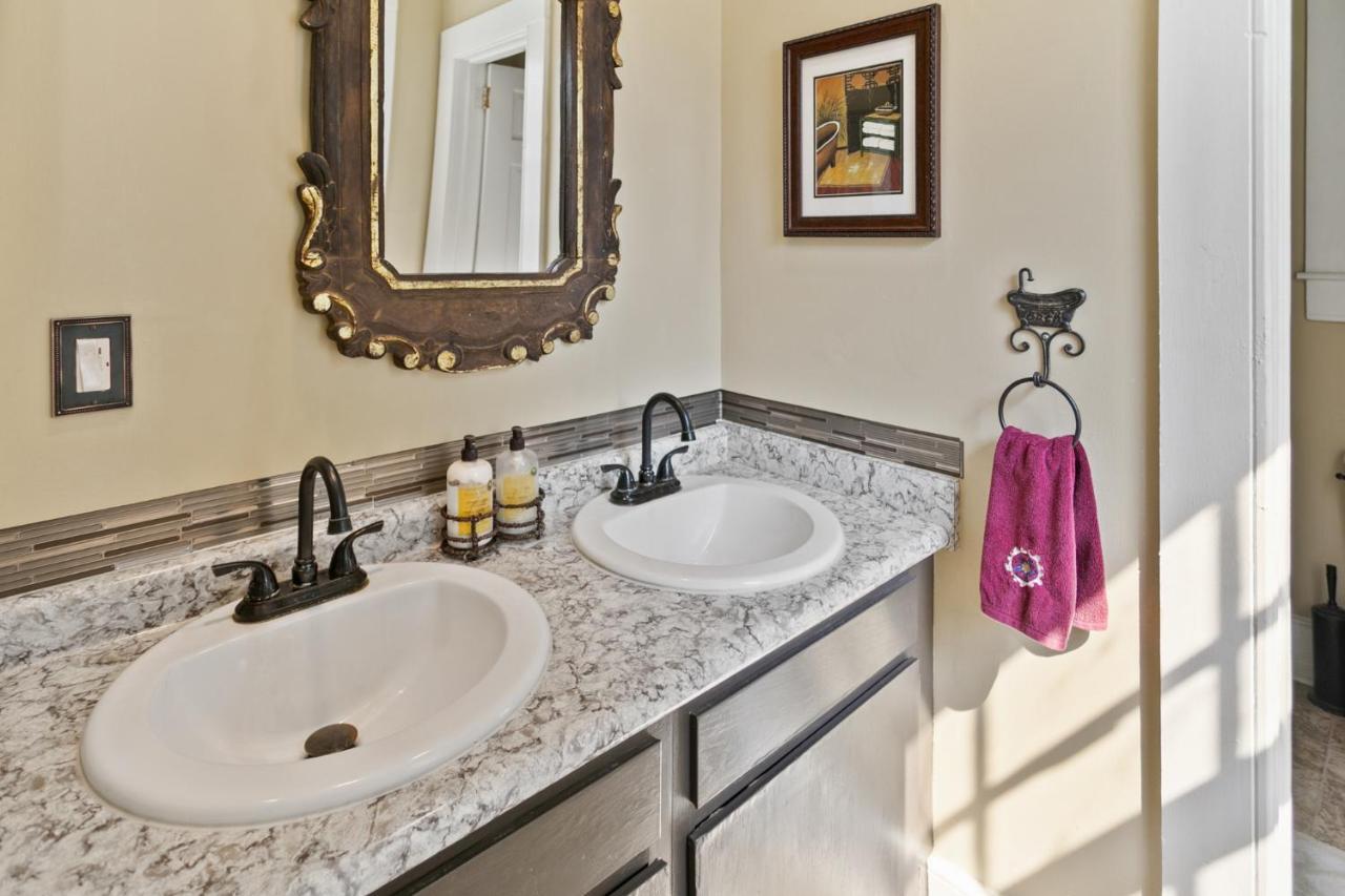 Holiday home Magic 3-bedroom Townhouse On Forsyth
