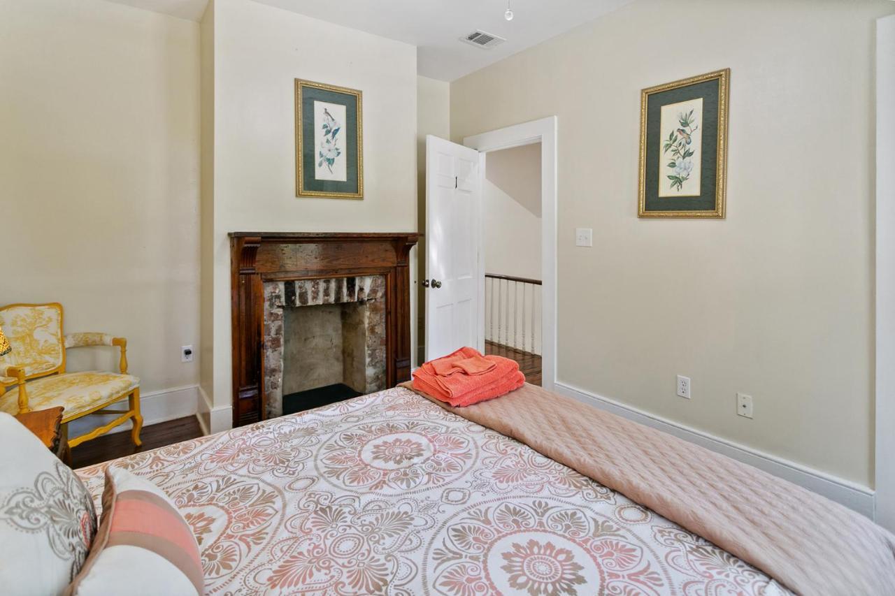 Magic 3-bedroom Townhouse On Forsyth Holiday home *
