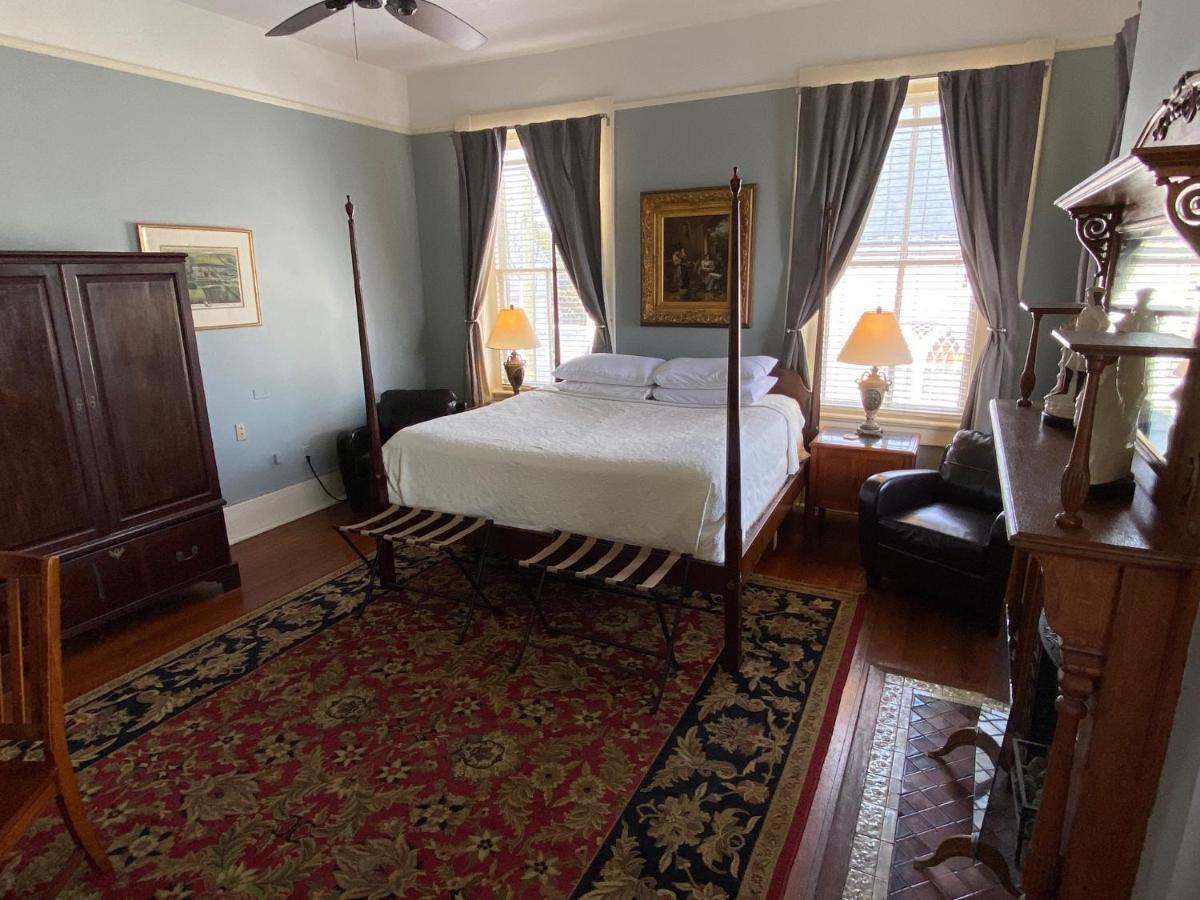 Foley House Bed & Breakfast
