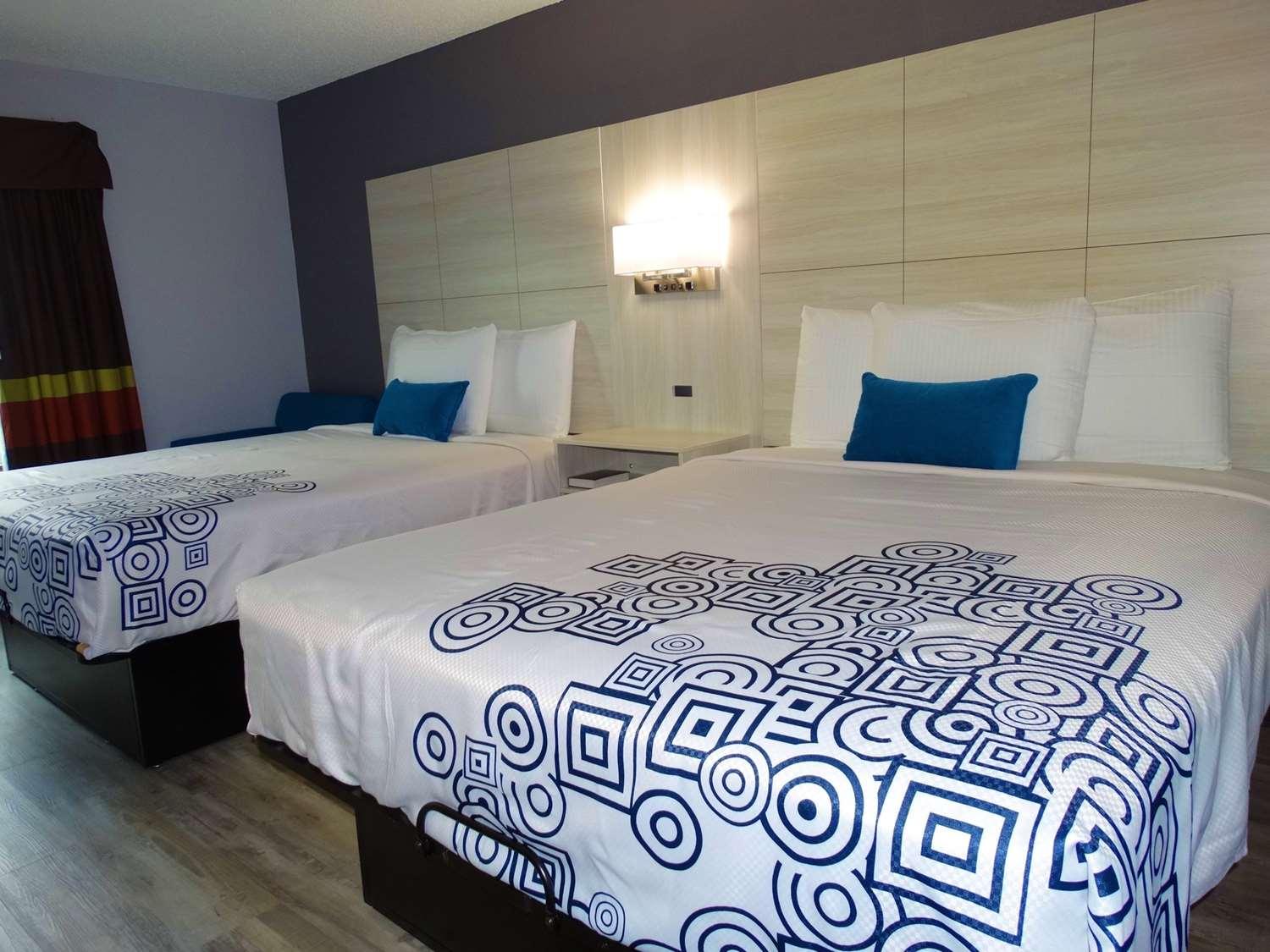 Days By Wyndham Gateway I-95 Hotel 2*
