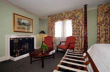 Planters On Reynolds Square (adults Only) Inn 3*