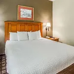 Savannah Gateway Hotel & Suites