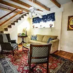 Savannah Bed & Breakfast Inn