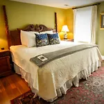 Savannah Bed & Breakfast Inn