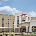 Hampton Inn & Suites Savannah-Airport
