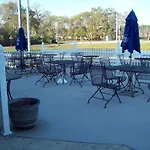 Days Inn By Wyndham Savannah Airport