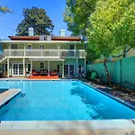 Diplomat House