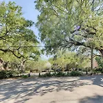 Savannah Hideaway