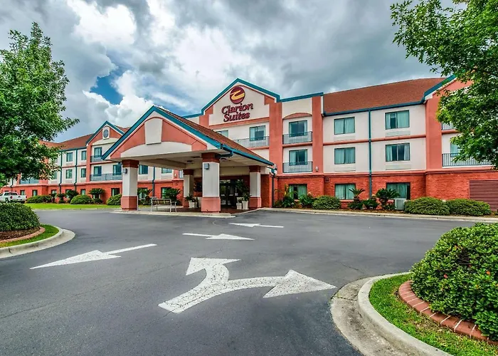 Savannah Gateway Hotel & Suites