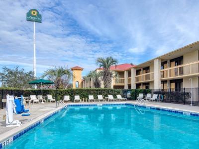 Lodge Super 8 By Wyndham Savannah