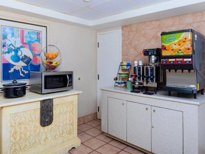 Lodge Super 8 By Wyndham Savannah