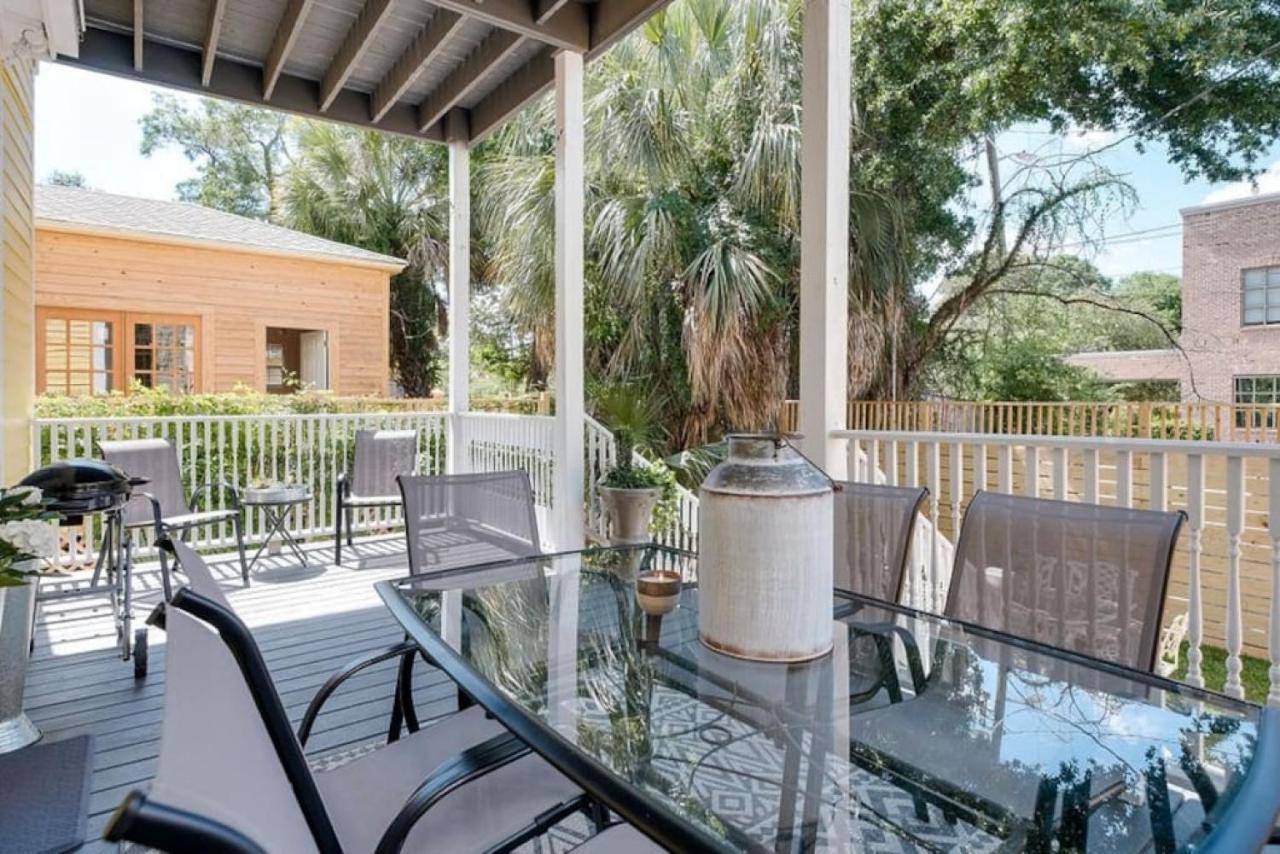 Bed & Breakfast 111 Waldburg Street Beautifully Renovated Historic 5 Bedroom 5 Bath *