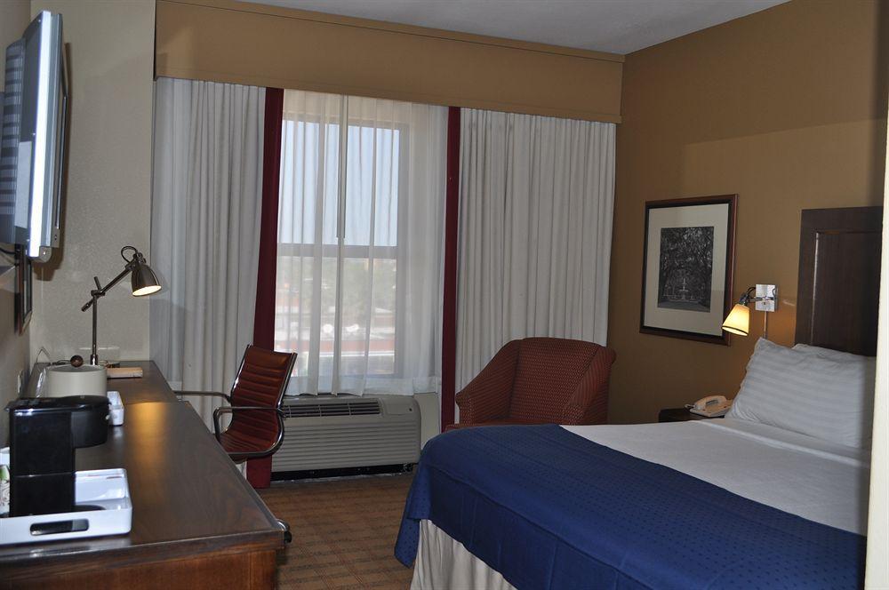 Historic District By Ihg Hotel 3*
