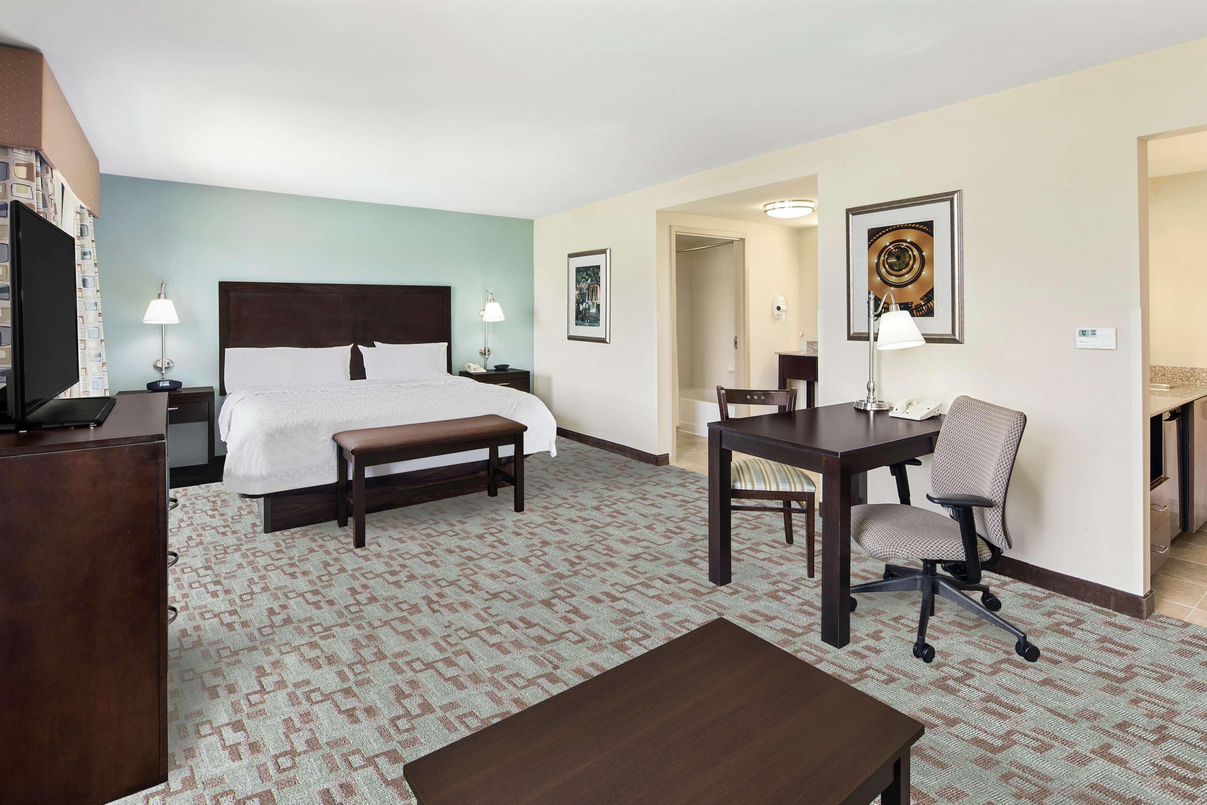 Hampton & Savannah-airport Hotel Savannah