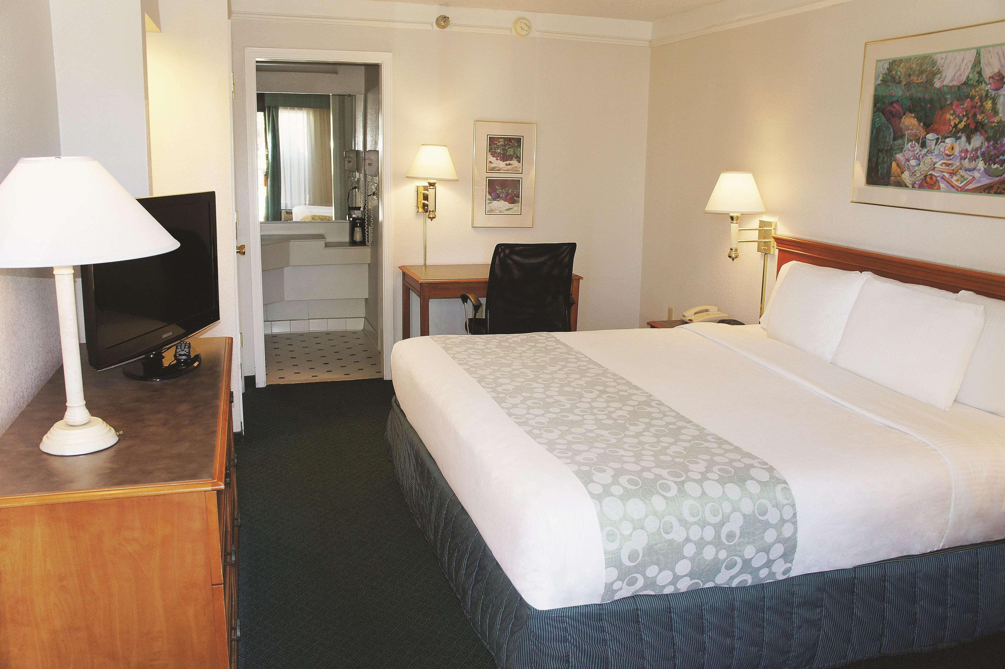 Lodge Super 8 By Wyndham Savannah