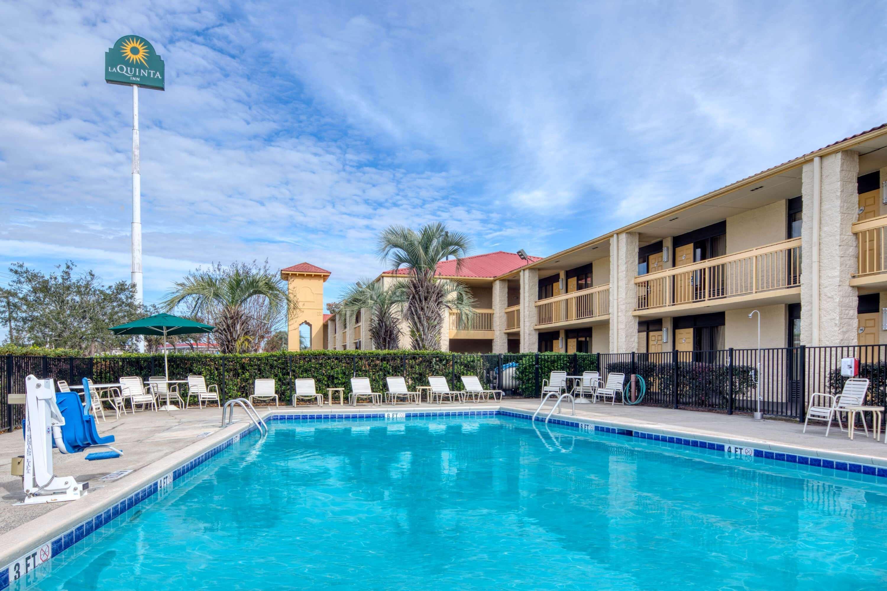 Lodge Super 8 By Wyndham Savannah Savannah