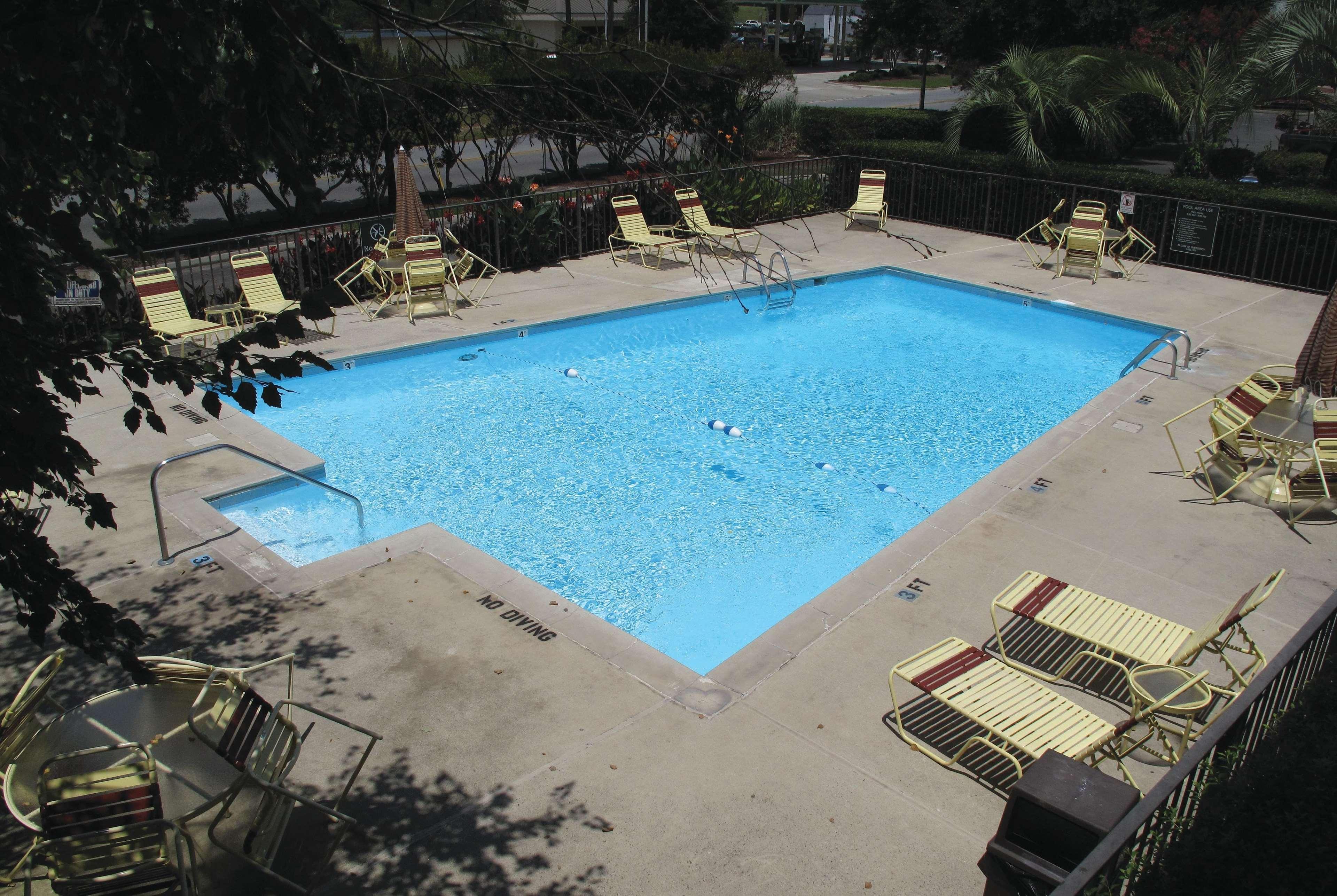 Super 8 By Wyndham Savannah Lodge Savannah