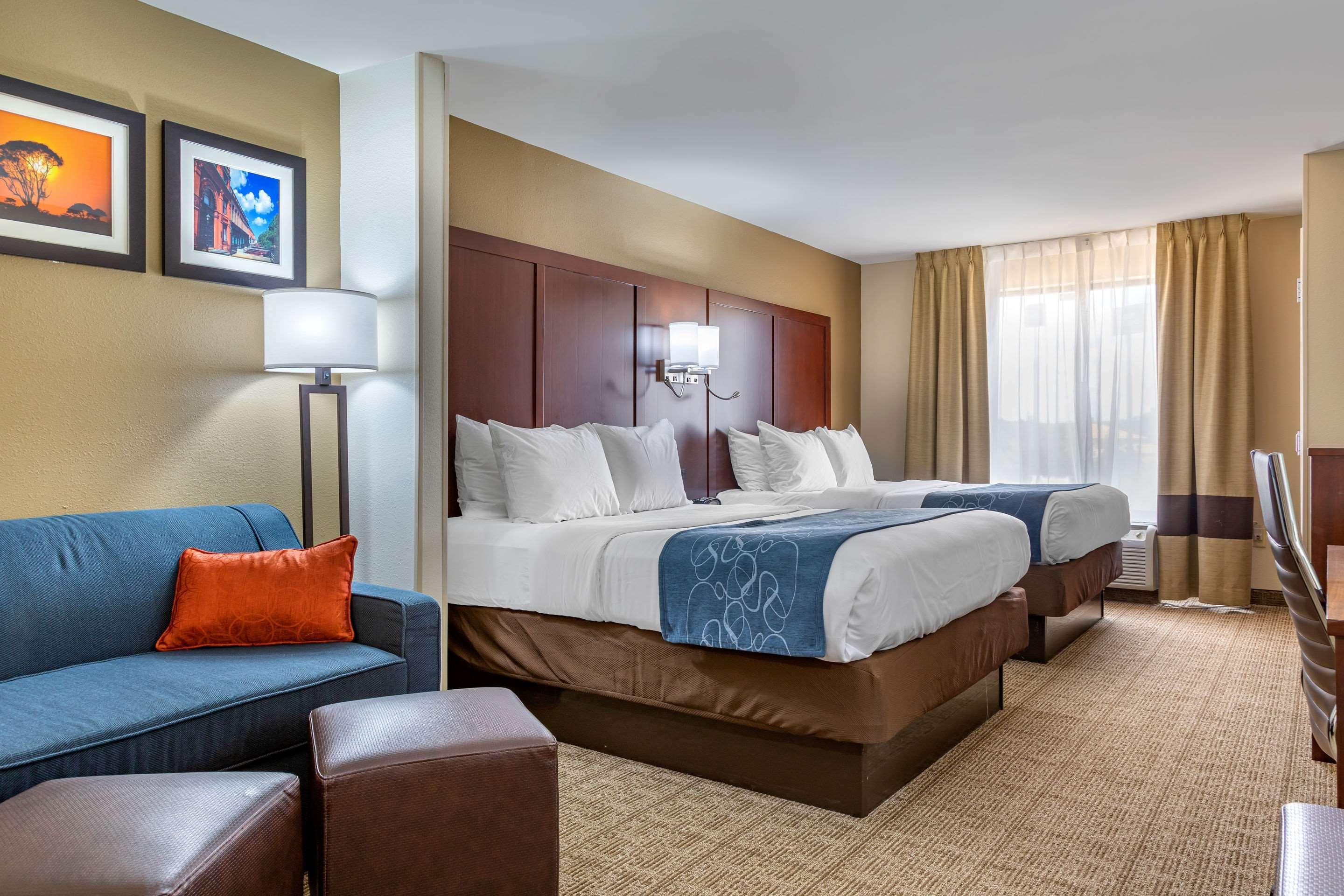 Comfort Gateway I-95 Hotel 3*
