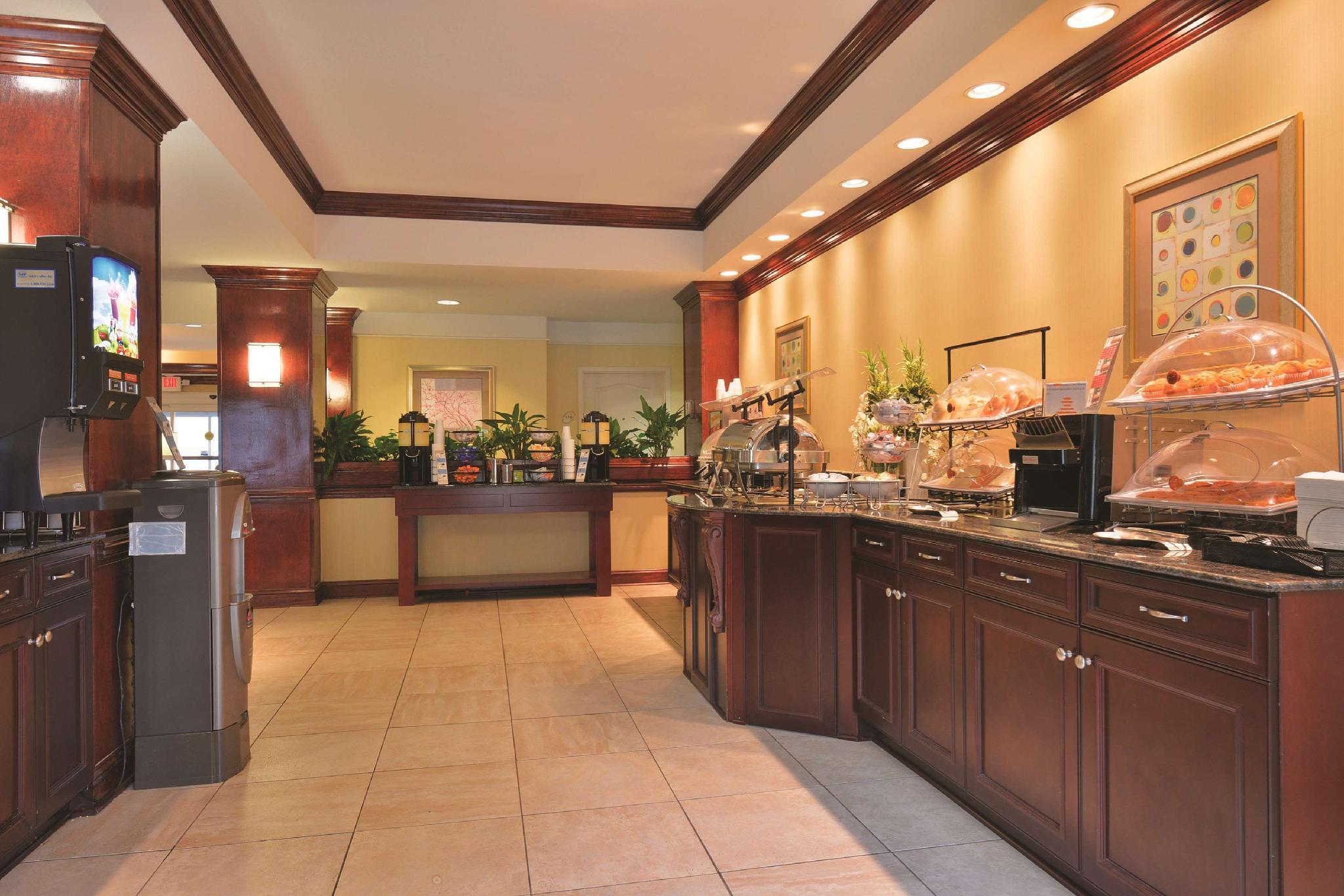La Quinta By Wyndham Airport - Pooler 3* Savannah