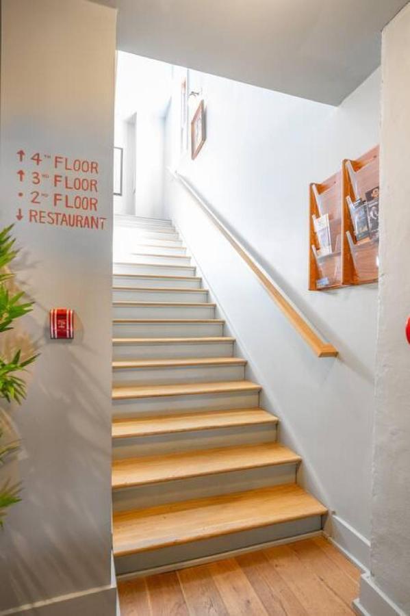 Apartment Top-floor 2 Bedroom In Downtown