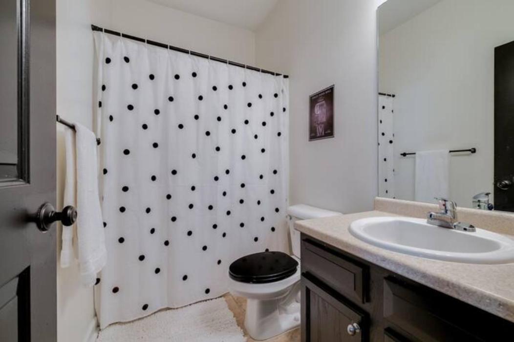 Honey, I'm Near - Seen On Hgtv *