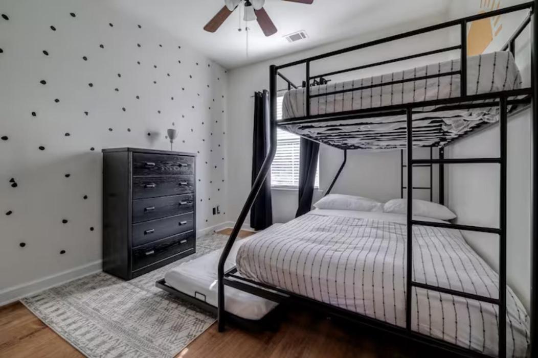 Honey, I'm Near - Seen On Hgtv