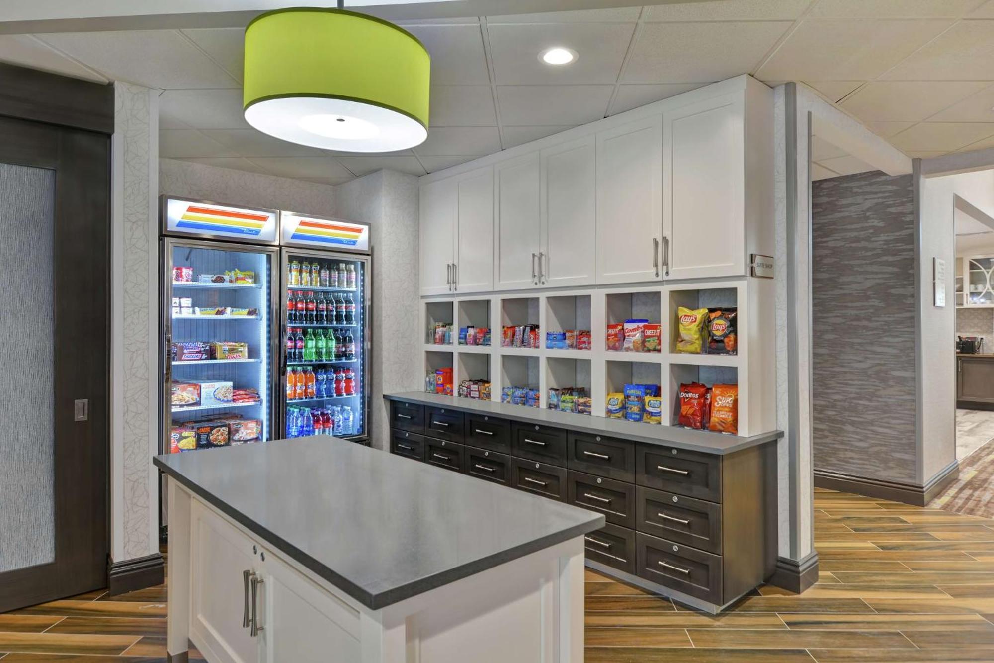 Homewood By Hilton Airport Hotel Savannah