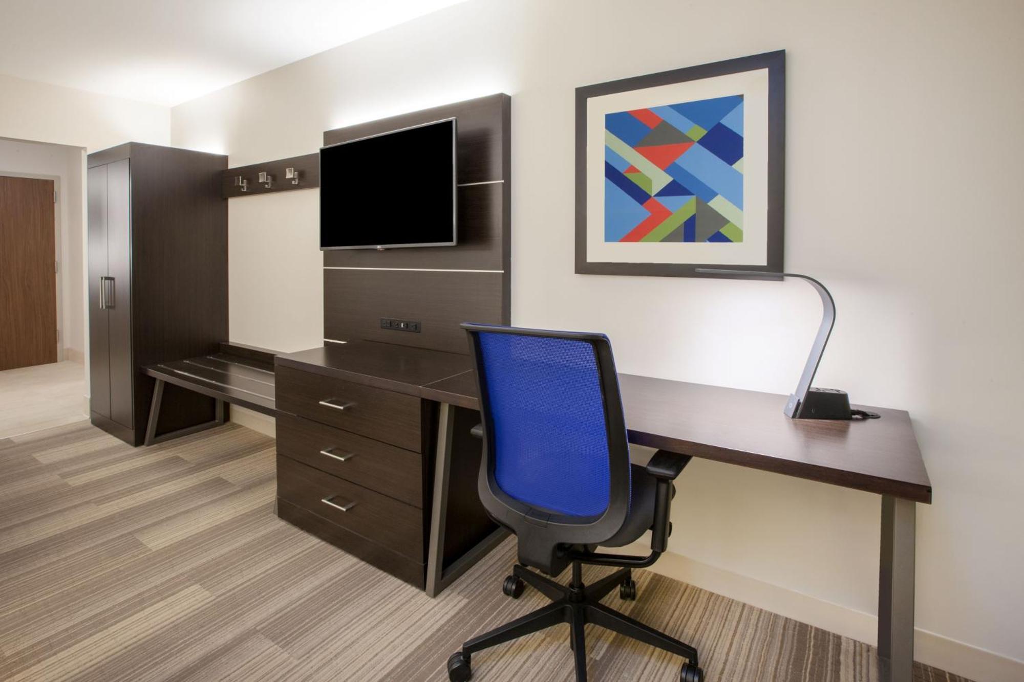 Express - Gateway By Ihg