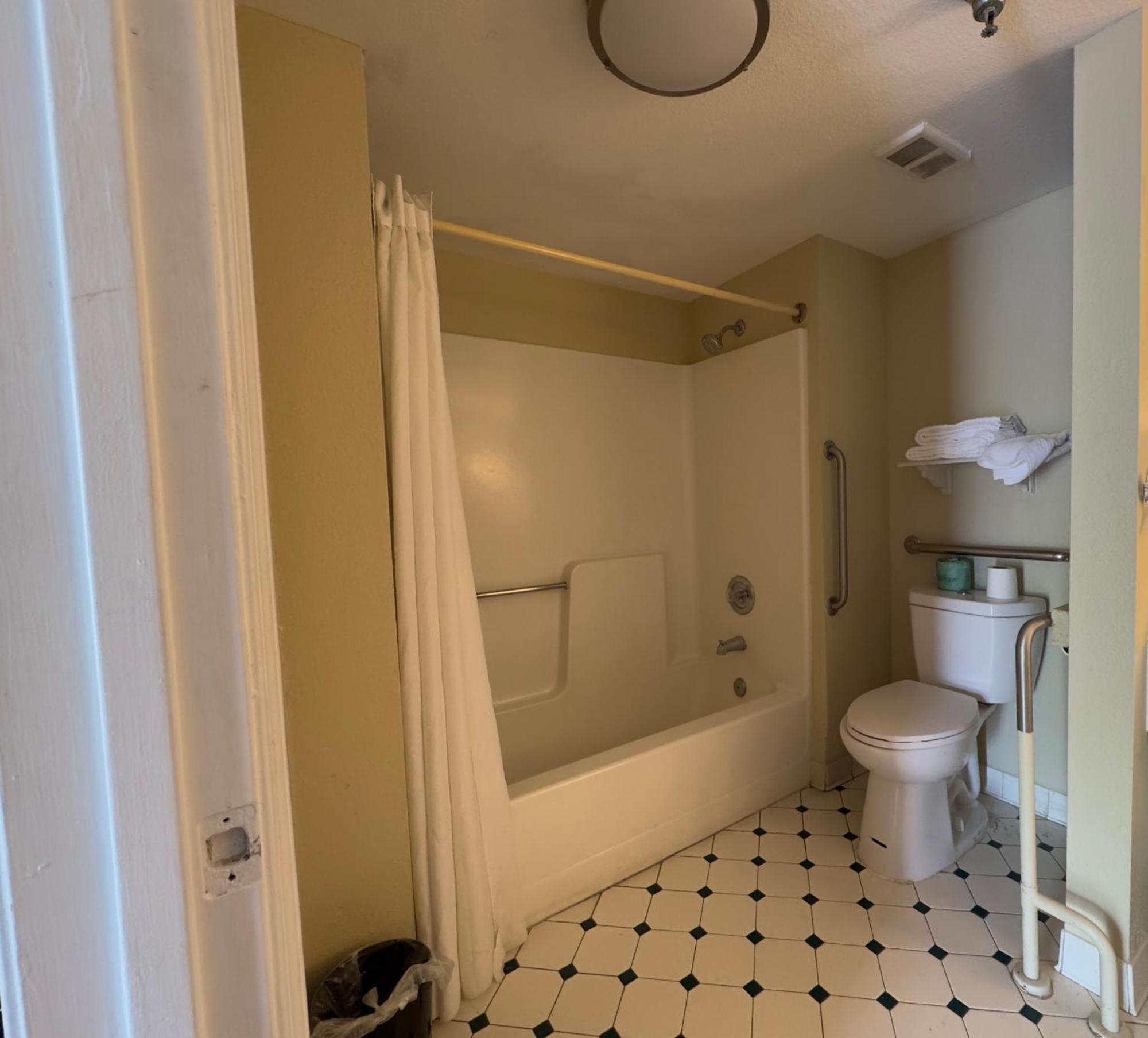 Lodge Super 8 By Wyndham Savannah